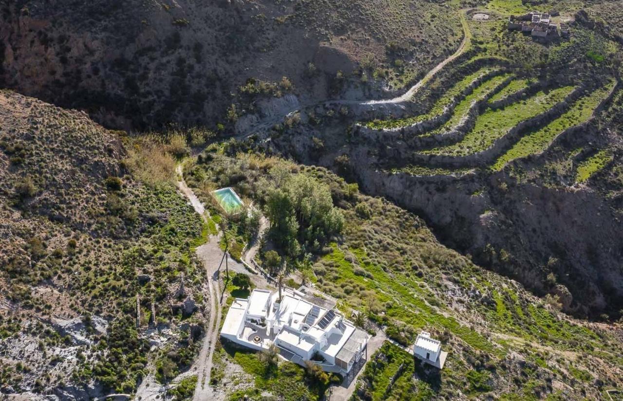 Cortijo El Albaricoque De La Sierra - De 75 Hectareas ! Villa Níjar